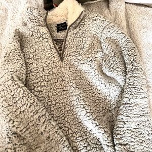 Fluffy quarter zip
